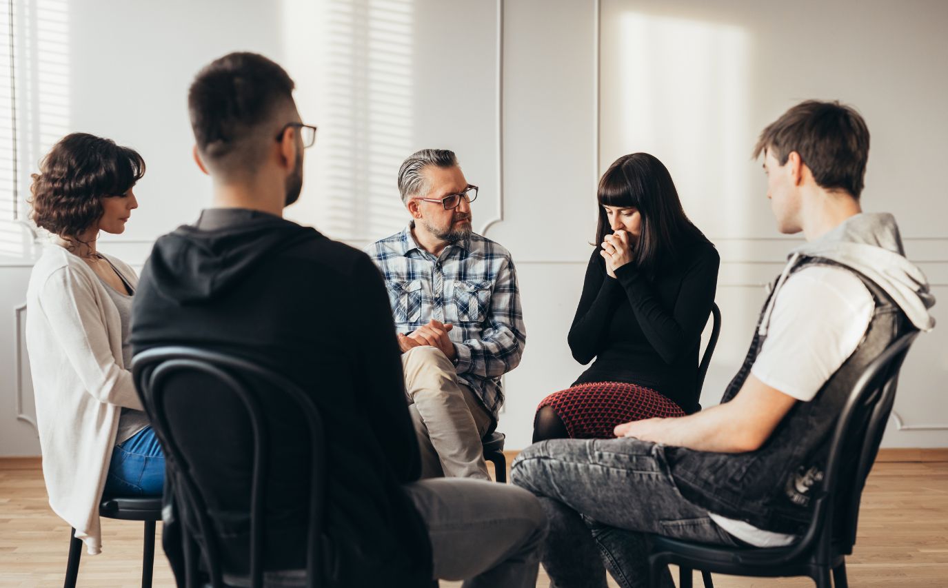 Group counseling session during heroin rehab in Nashville.